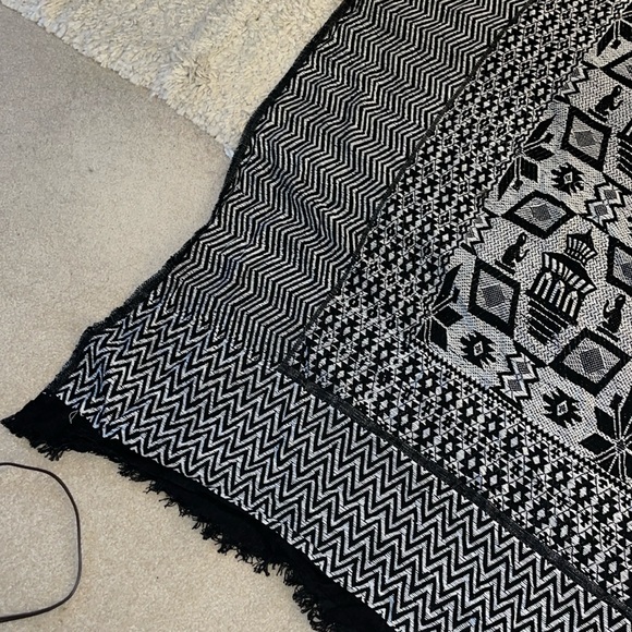 Woven black and white India bedspread blanket tablecloth boho tribal - Picture 2 of 7